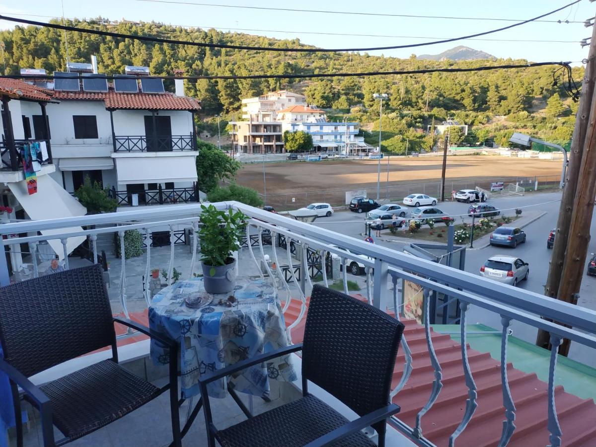 נאוס מרמרס Mpouketo Apartments מראה חיצוני תמונה